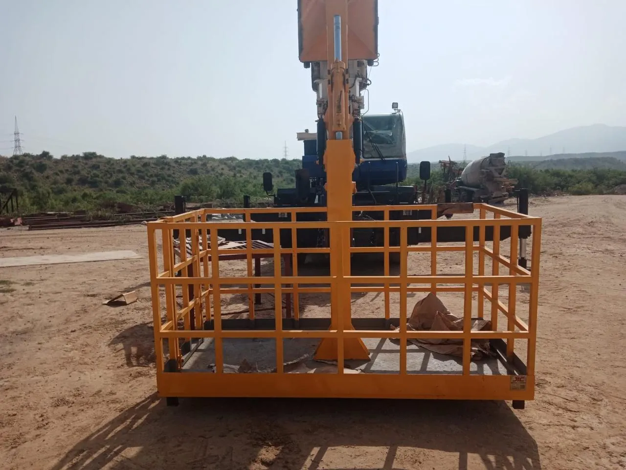 Crane Lift Gondola Hanging Cradle By Jic – Suspended Aerial Platform Jic Crane Lift Gondola Hanging Cradle For High-Rise Building Maintenance