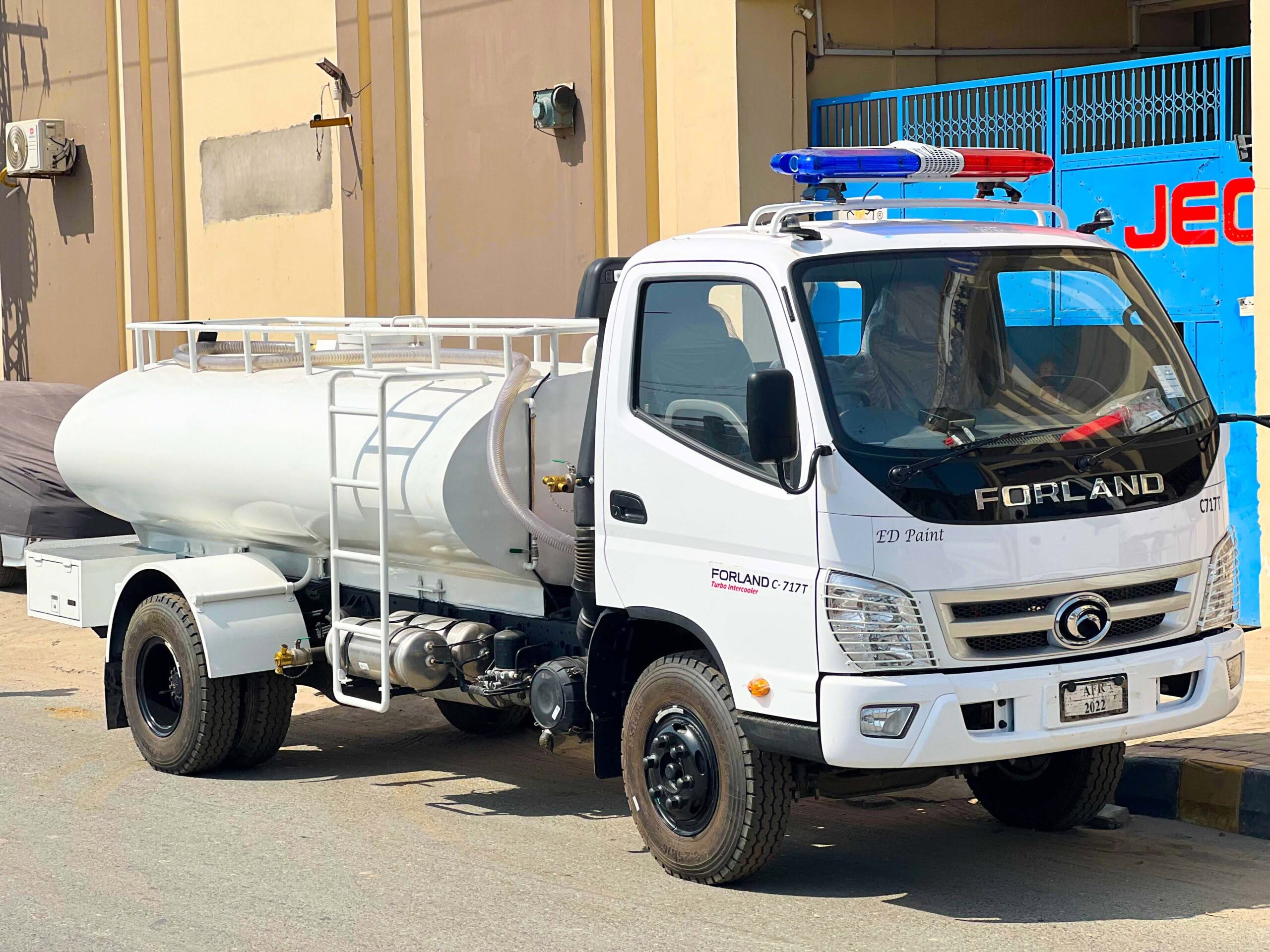 Truck Mounted Water Bowzer - Image 9