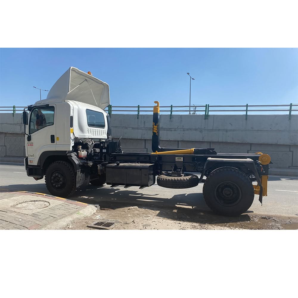 Hook Lift Truck - Image 2